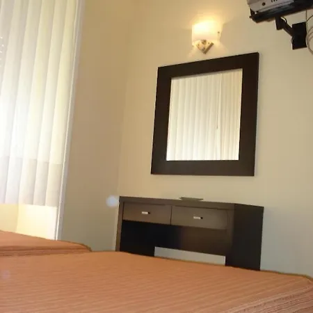 Residencial Castromira